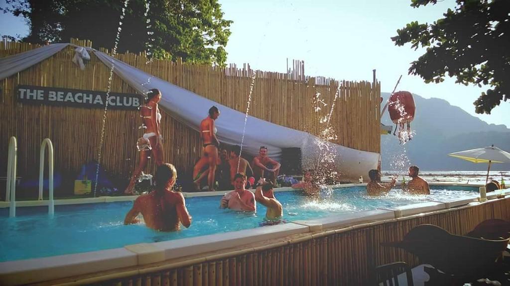 קו פי פי The Beacha Club Hotel מראה חיצוני תמונה